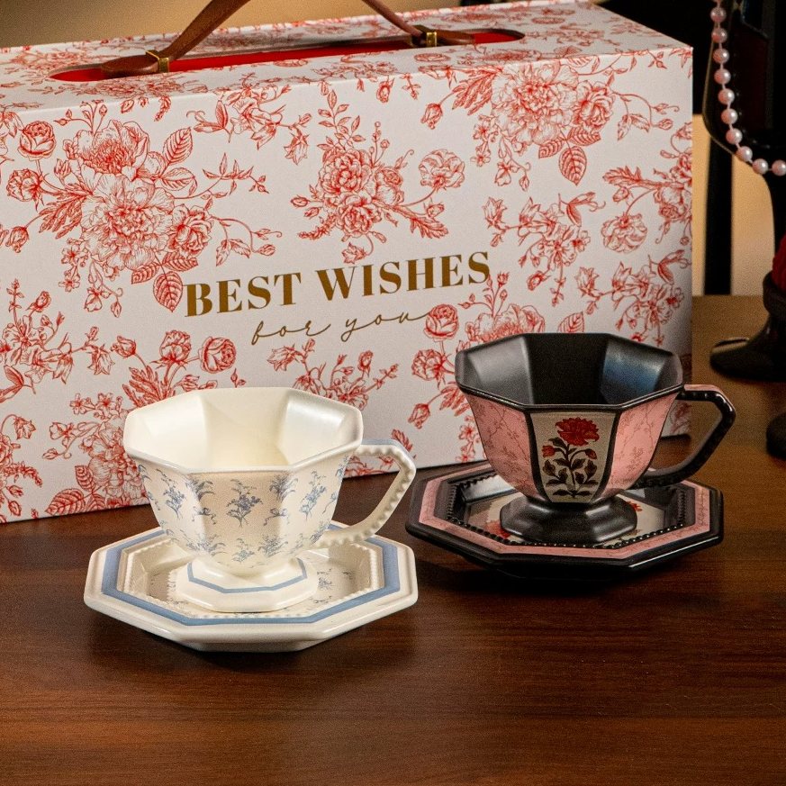Romantic Vintage Ceramic Collection